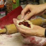 Adding filling to the rolled dough